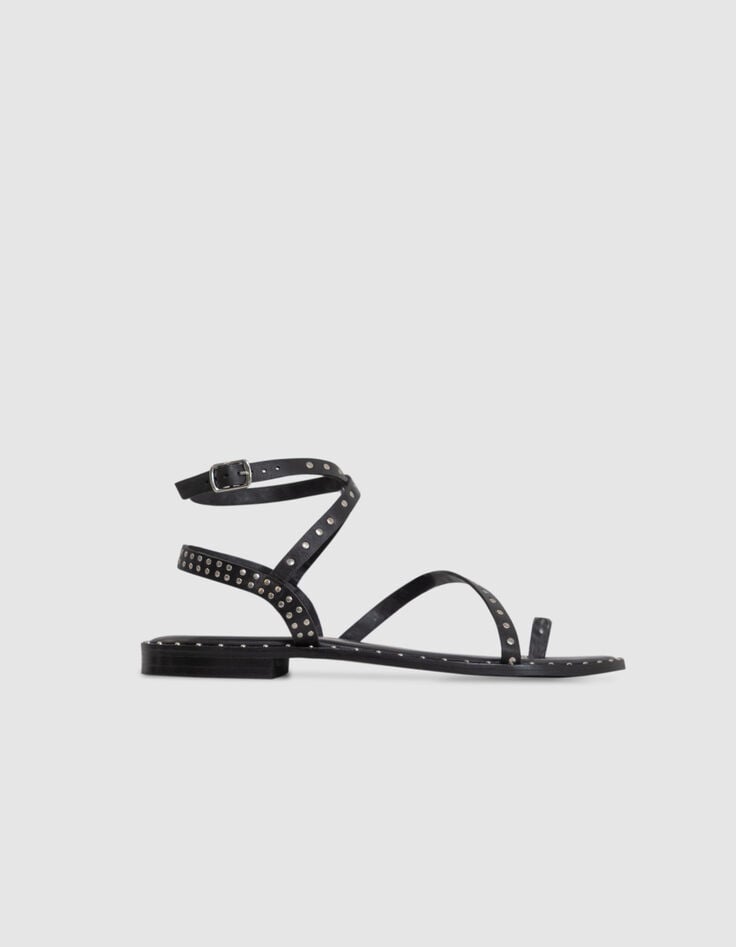 Women's studded leather flat sandal-tongs in black-1 Women's studded leather flat sandal-tongs in black-1